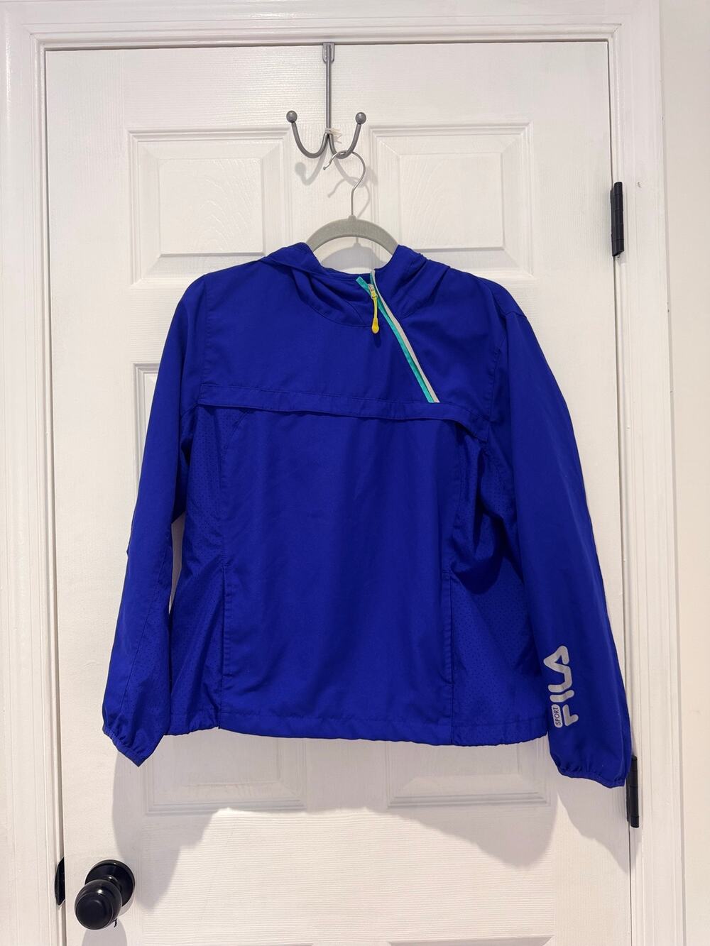 Fila Sport Women's Large

 Hooded Windbreaker Pullover 1/4 Diagonal Zip Jacket